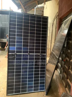 300watt Canadian Solar Panel/ 72 Cells//Mono
