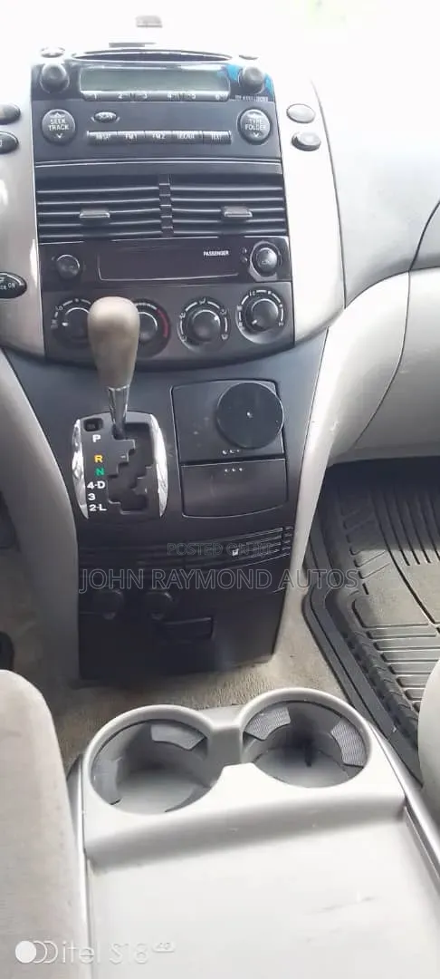Toyota Sienna 2007 Gray