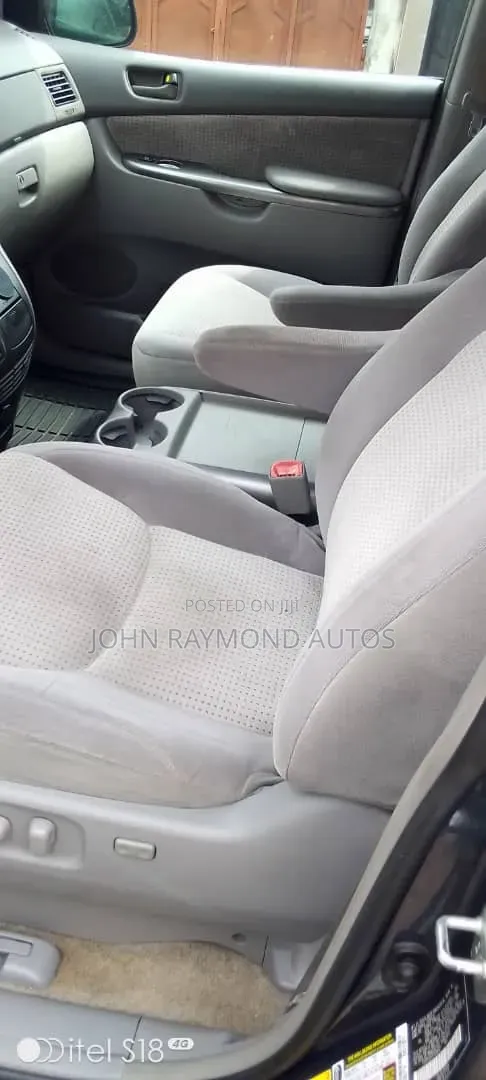 Toyota Sienna 2007 Gray