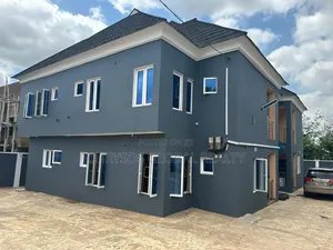 4bdrm Duplex in Carlton Gate Estate, Alalubosa for rent