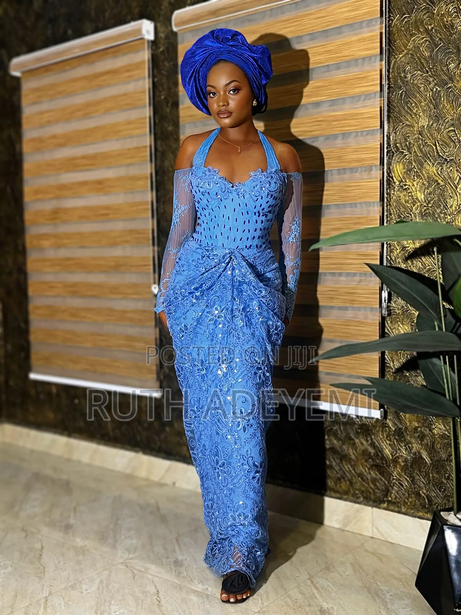 Aseobi Dress