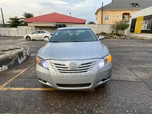 Toyota Camry 2009 Silver