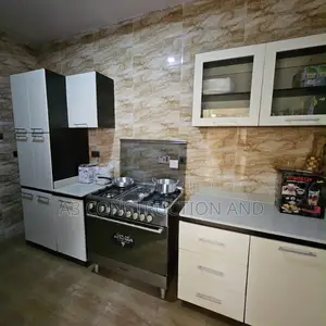 Furnished 3bdrm Block of Flats in Kolapo Ishola, Gra, for rent