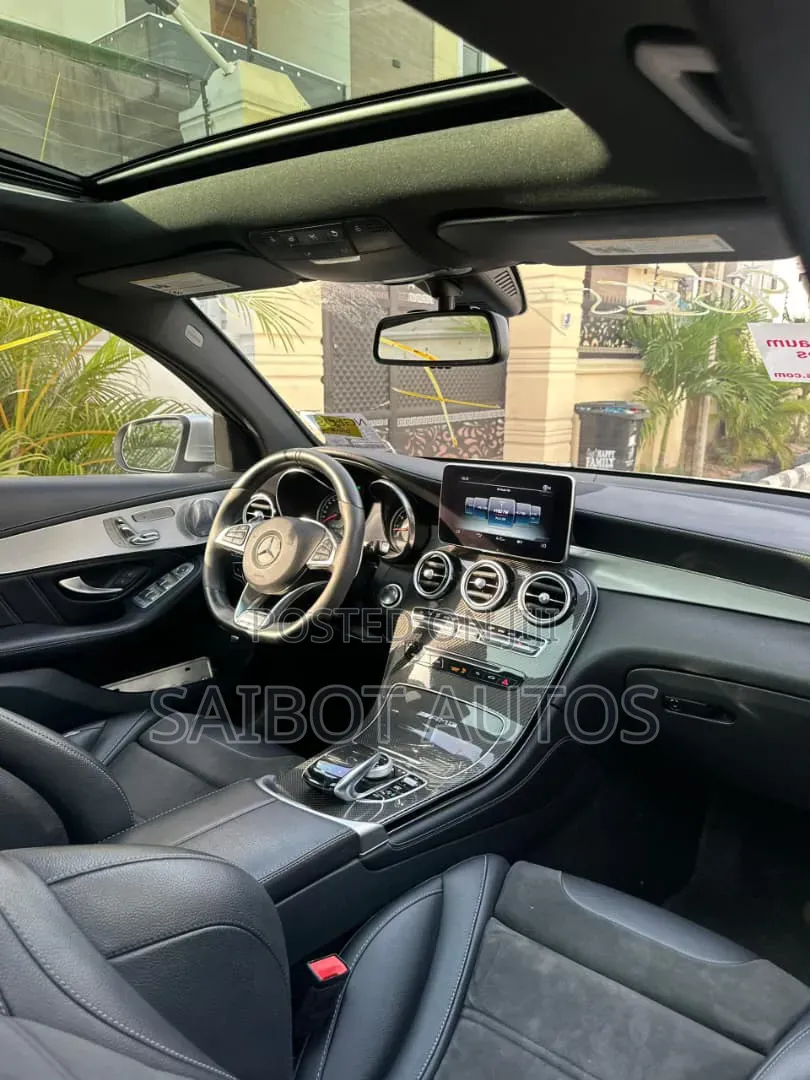 Mercedes-Benz GLC-Class 2019 Silver