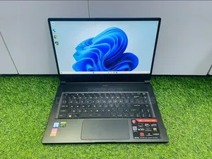 Laptop MSI GS63 Stealth 8RE 16GB Intel Core i7 SSD 512GB