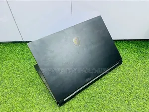 Laptop MSI GS63 Stealth 8RE 16GB Intel Core i7 SSD 512GB