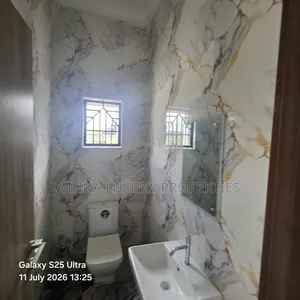 4bdrm Townhouse/Terrace in Behind Shafa Filling, Lugbe District