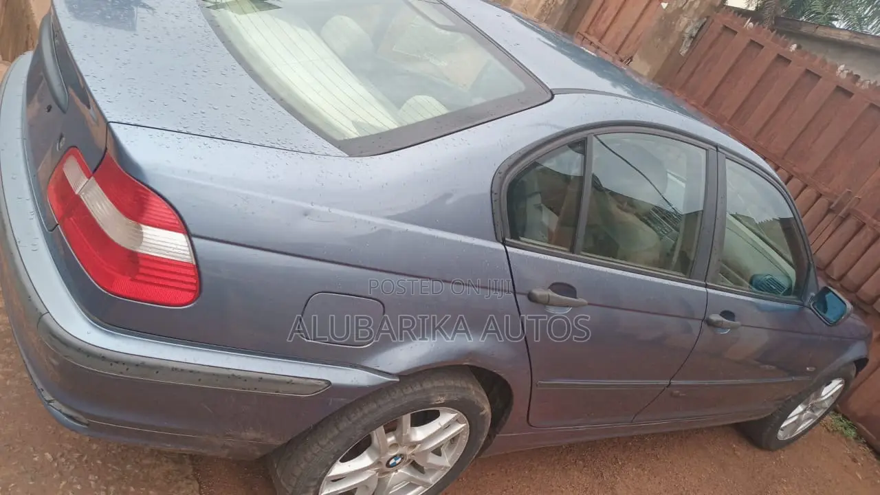 BMW 1 Series 2004 Blue