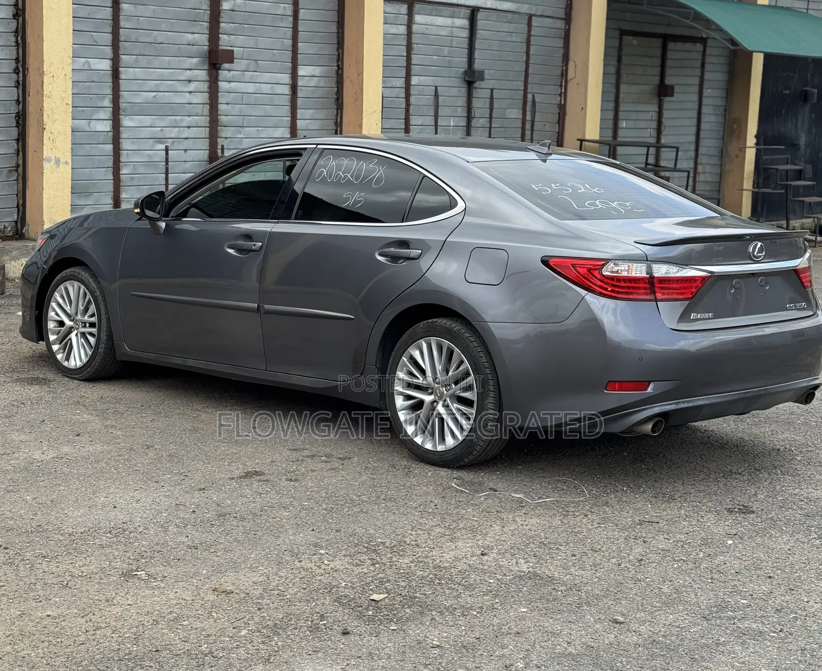 Lexus ES 2014 Gray