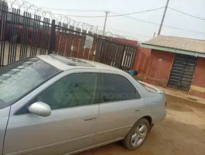 Toyota Camry 2002 Silver