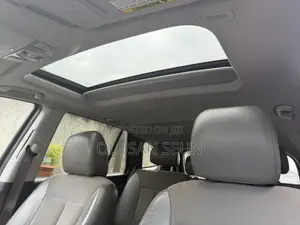 Hyundai Santa Fe 2011 Gray