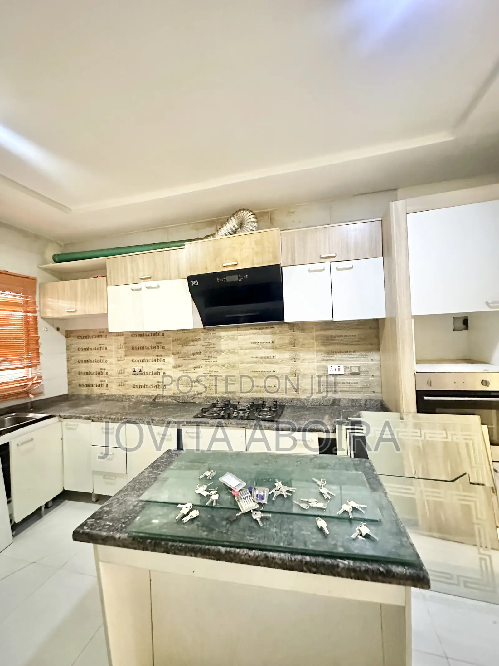 1bdrm Duplex in Orchid, Chevron for rent