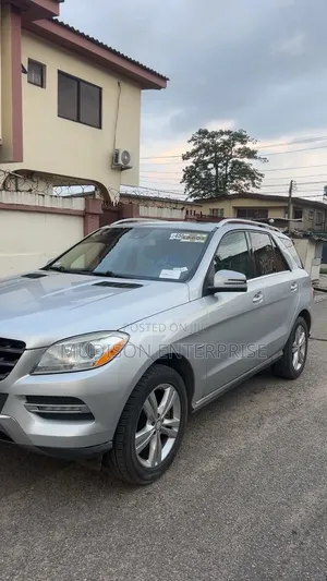 Mercedes-Benz M Class 2012 Silver