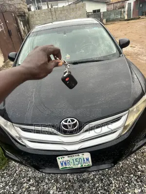 Toyota Venza V6 AWD 2010 Black