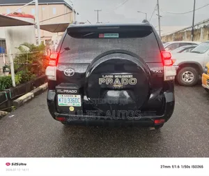 Toyota Land Cruiser 2012 Black