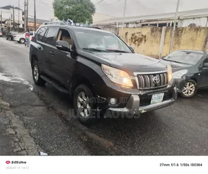 Toyota Land Cruiser 2012 Black