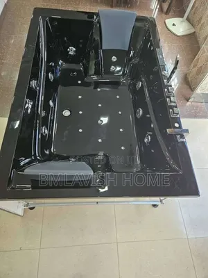 Double Black Jacuzzi With Complete Accessories