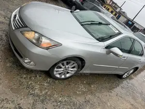 Lexus ES 350 2011 Silver