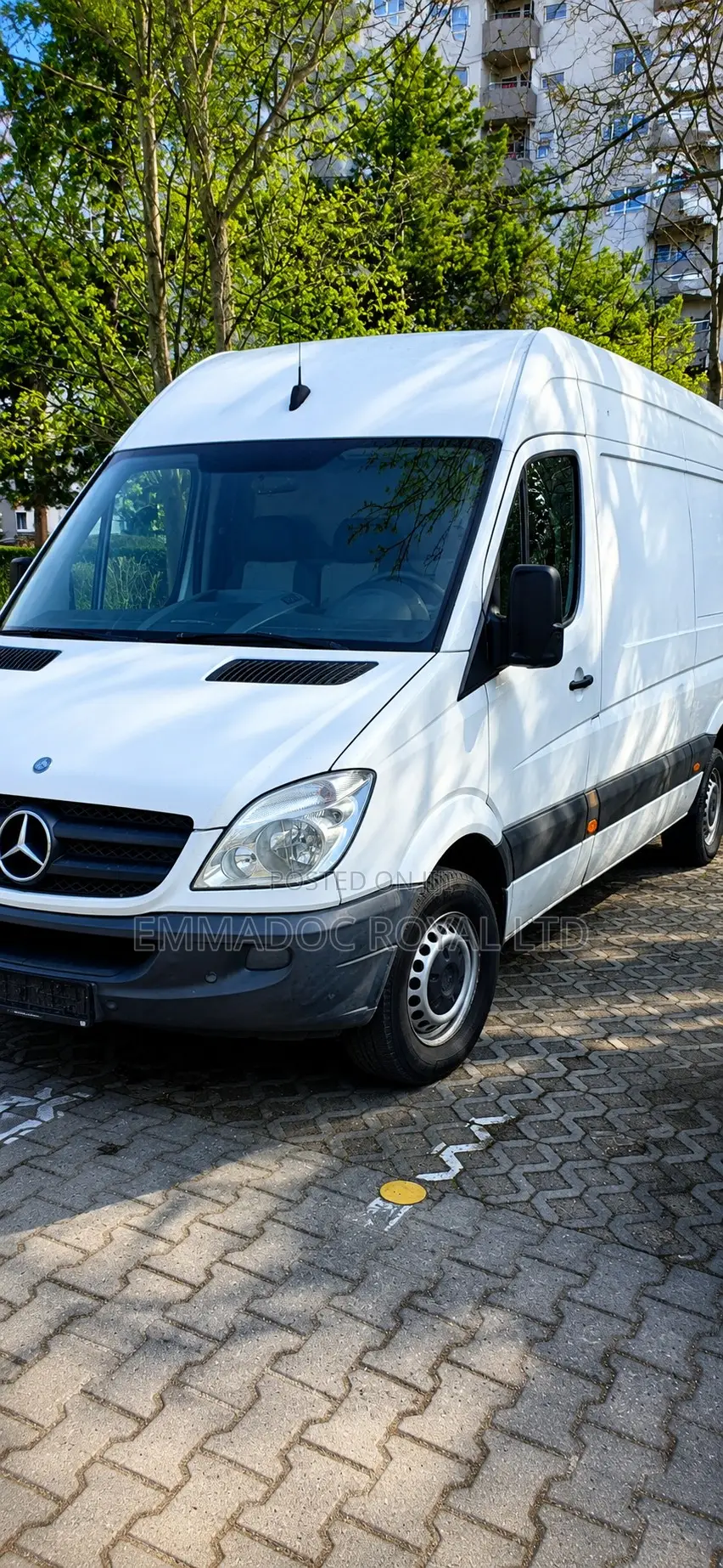 Mercedes-Benz Sprinter 2011 White