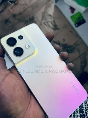 Oppo Reno8 Pro 256 GB