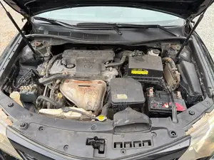 Toyota Camry SE 4dr Sedan (2.5L 4cyl 6A) 2014 Black