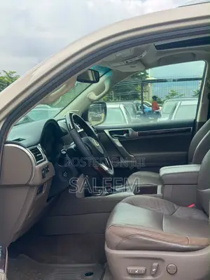 Lexus GX 2018 Gold