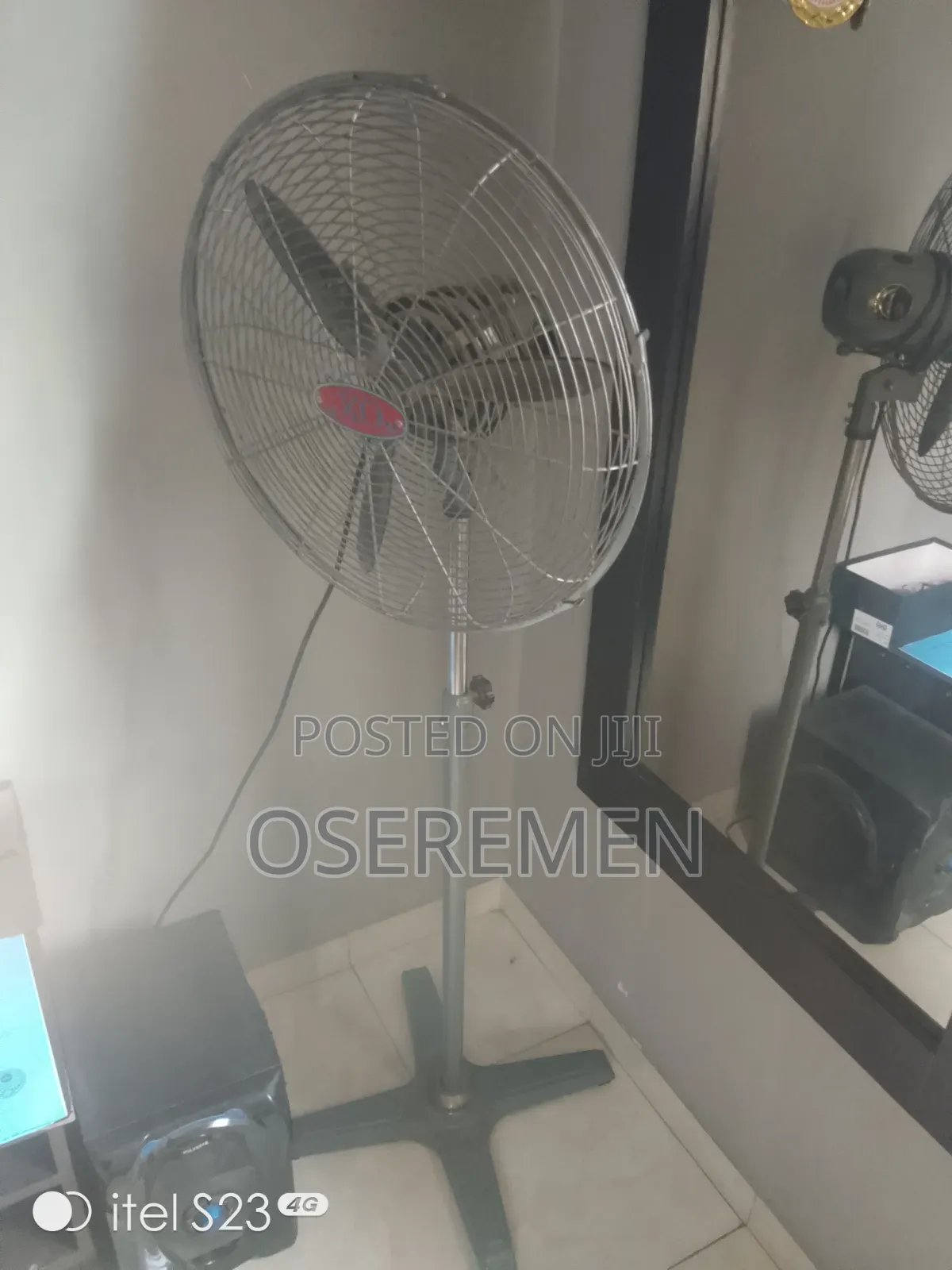 18" Ox Standing Fan