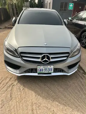 Mercedes-Benz C400 2016 Gray