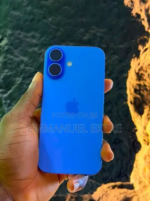 New Apple iPhone 16 128 GB Blue