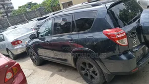 Toyota RAV4 2012 Black