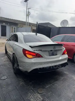 Mercedes-Benz CLA-Class CLA 250 4MATIC Sedan 2017 White