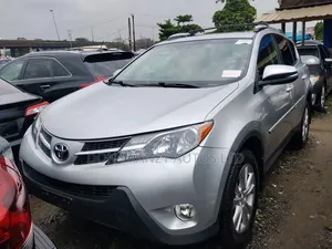 Toyota RAV4 2015 Silver
