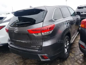 Toyota Highlander 2018 Gray