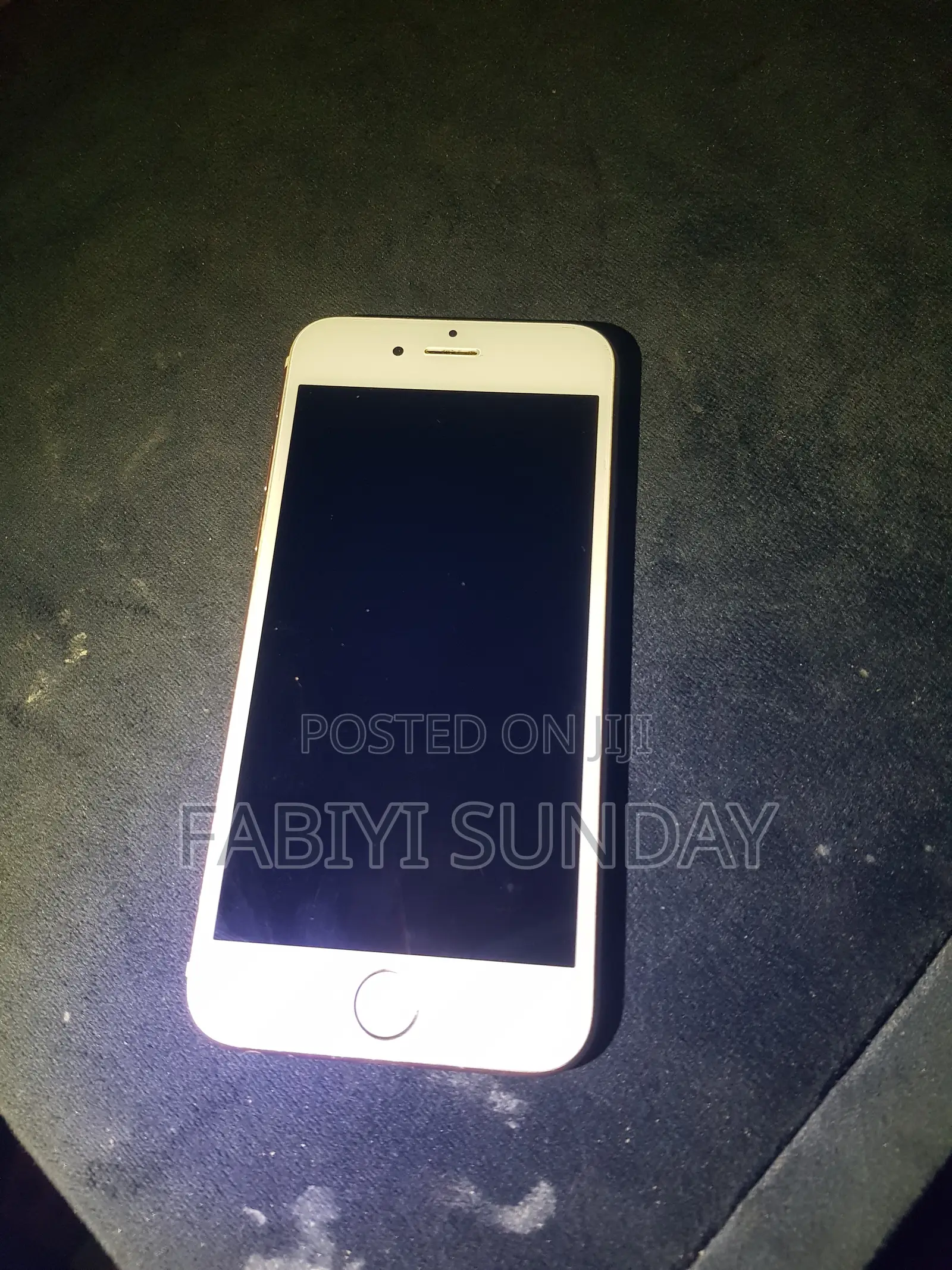 Apple iPhone 6s 64 GB Gold