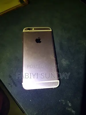 Apple iPhone 6s 64 GB Gold