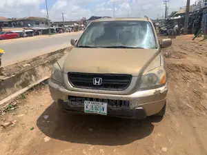 Honda Pilot 2004 Gold