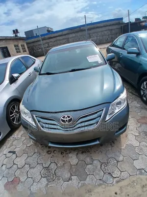 Toyota Camry 2010 Gray