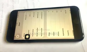 Apple iPhone SE (2020) 64 GB Black