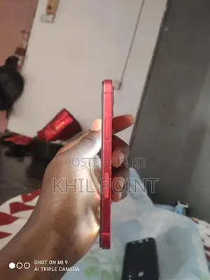 Apple iPhone 12 64 GB Red