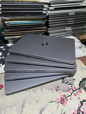 Laptop Apple MacBook Pro 32GB Apple M1 Pro SSD 1T