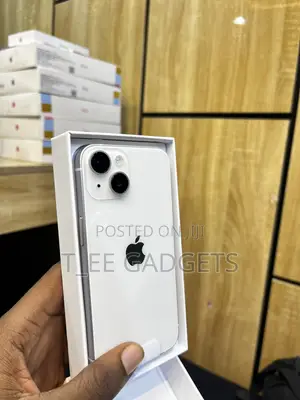 Apple iPhone 13 128 GB White