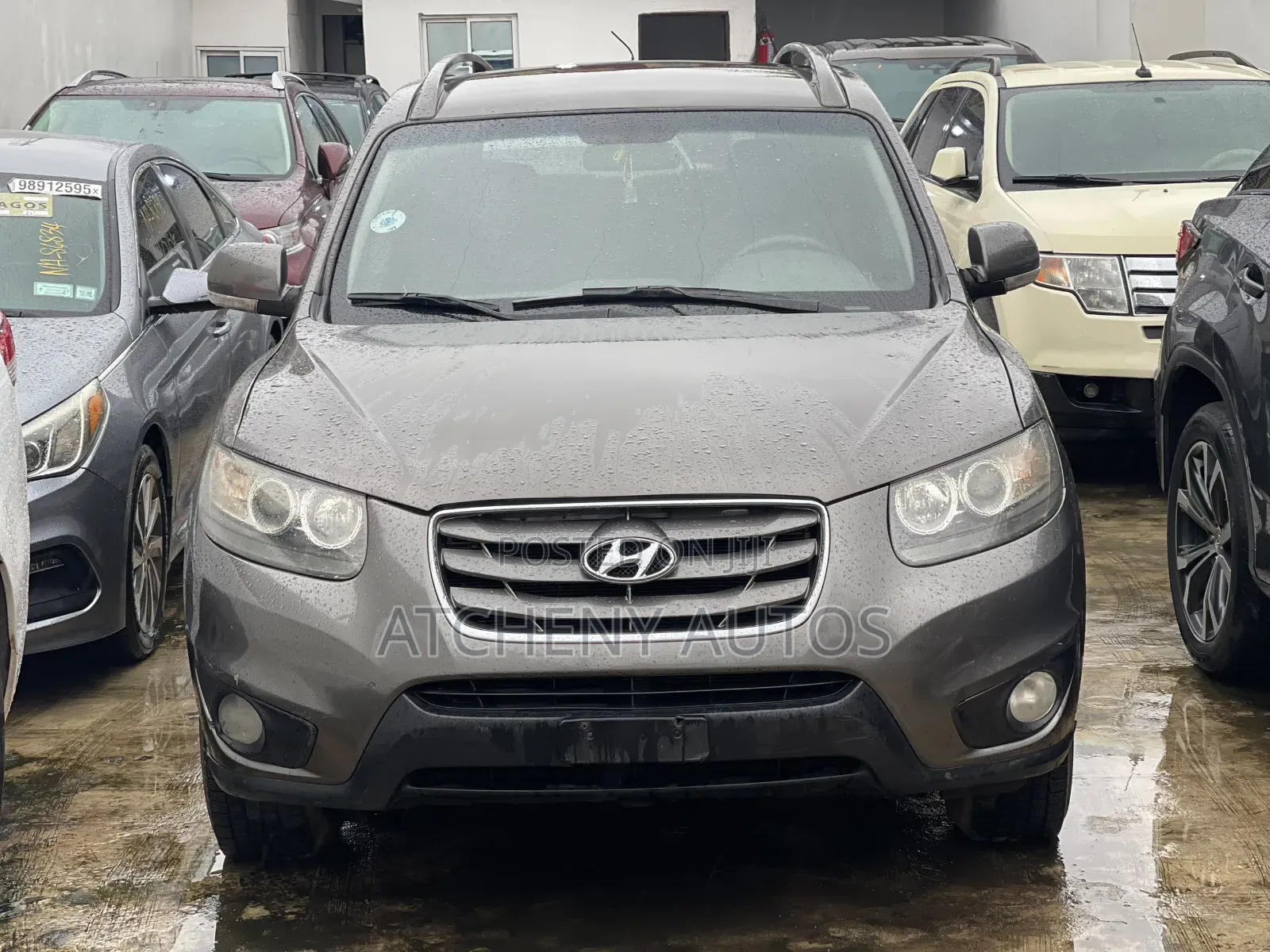 Hyundai Santa Fe 2010 Gray