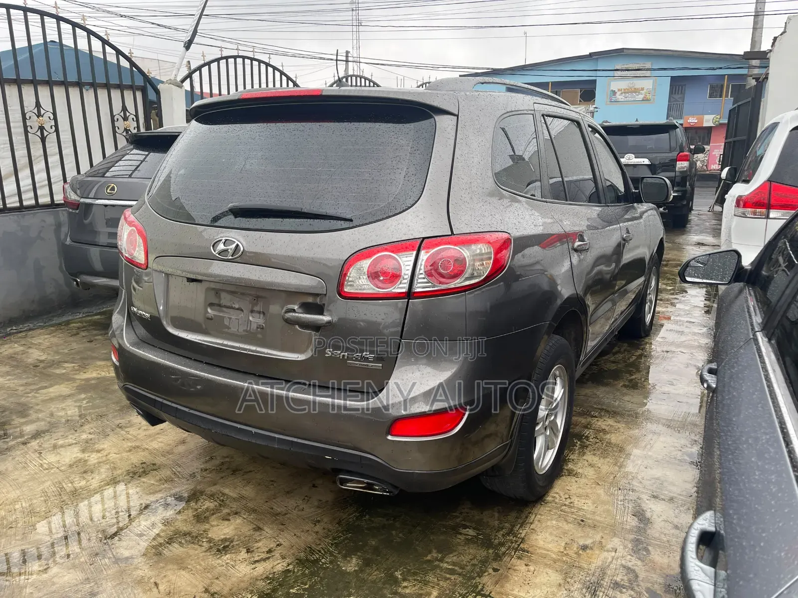 Hyundai Santa Fe 2010 Gray