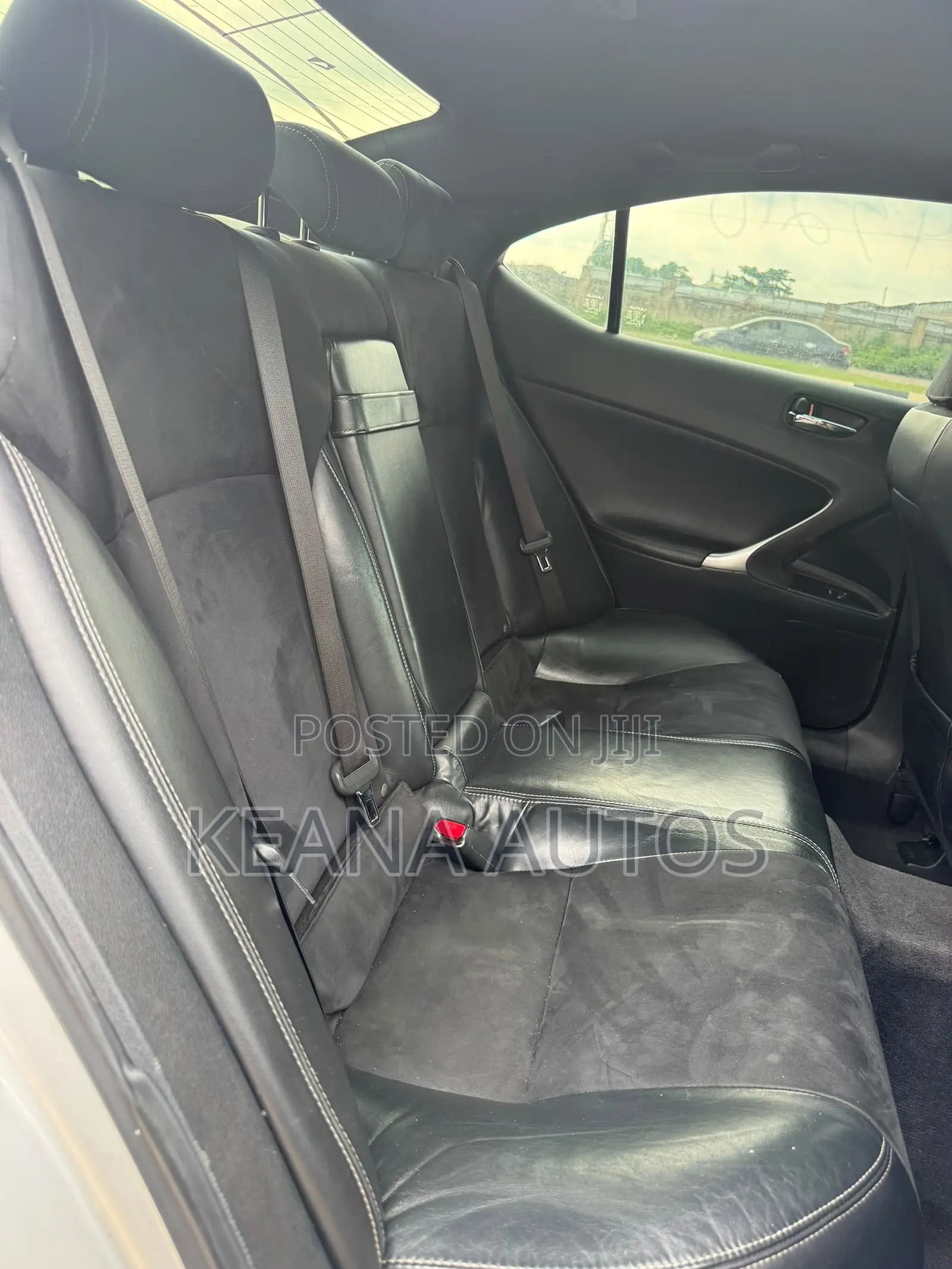 Lexus IS 2011 Silver