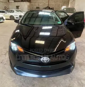 Toyota Corolla LE Eco (1.8L 4cyl 2A) 2018 Black