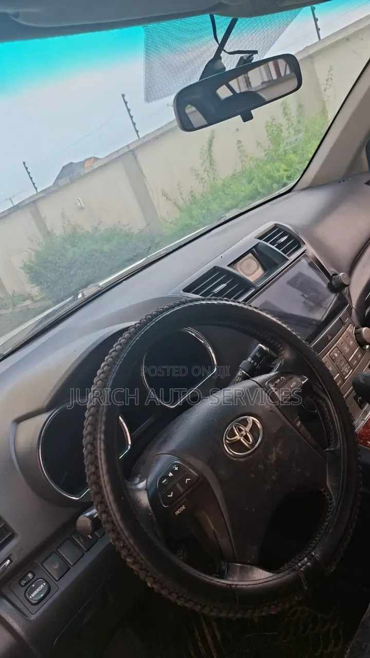 Toyota Highlander 2012 White