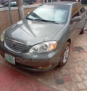 Toyota Corolla 2005 Brown
