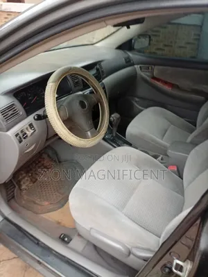 Toyota Corolla 2005 Brown