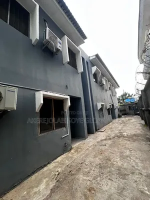 2bdrm Apartment in Wuse Zone 6 for rent