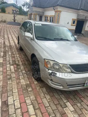 Toyota Avalon 3.0 2000 Beige